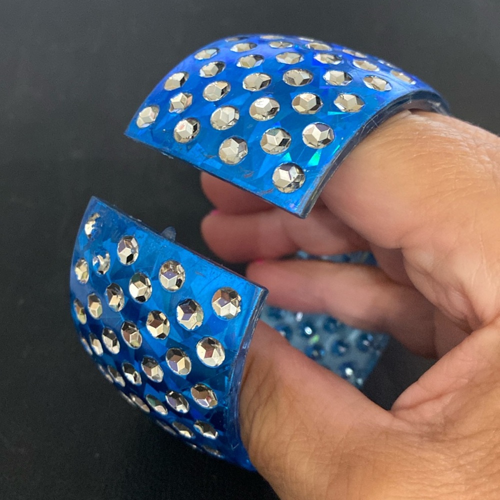 Acrylic Wide Cuff Bangle Bracelets - blue with silver - Picture 3 of 7